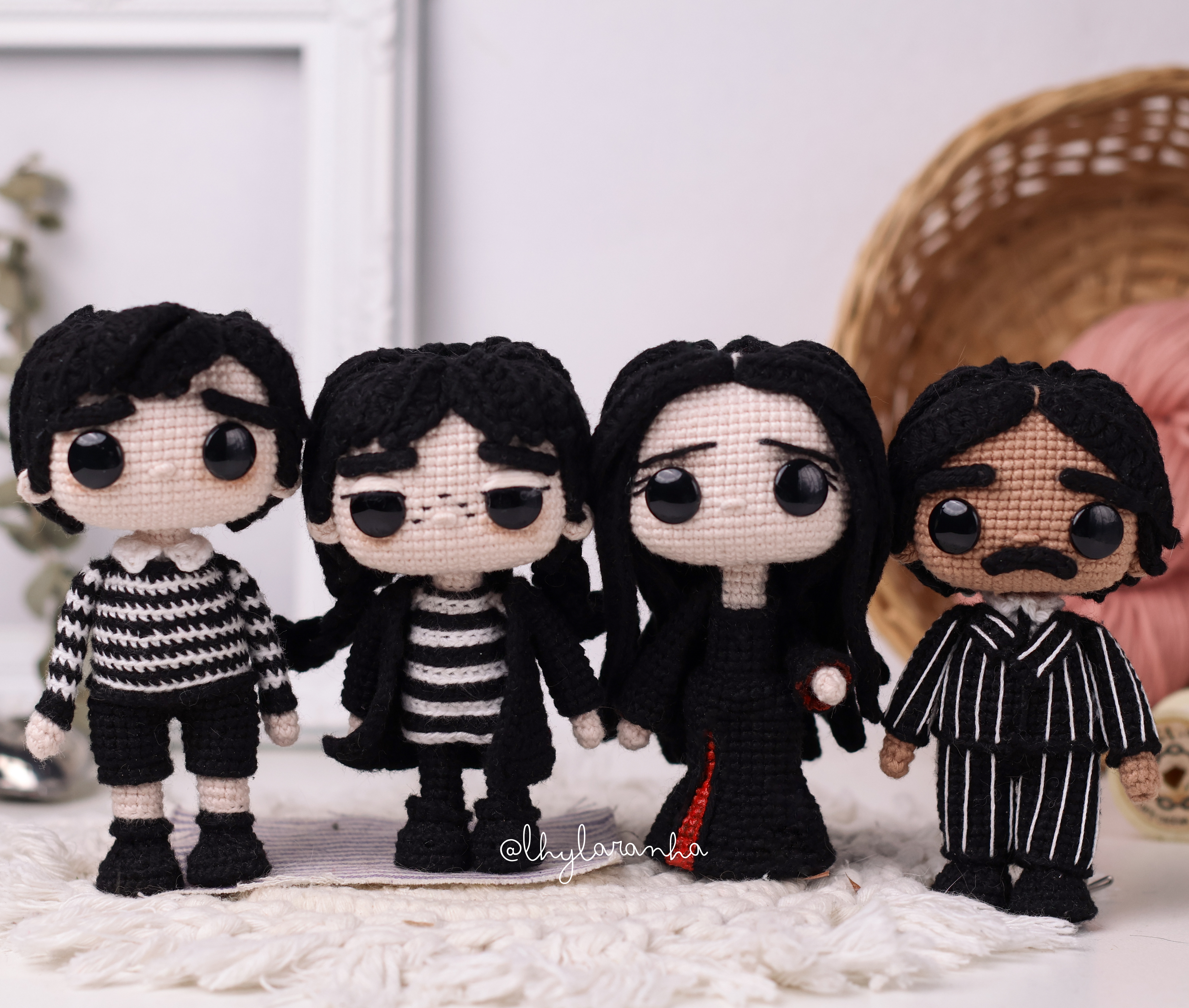 Ebook Tejidos Addams | Patrones de Crochet (pdf digital)
